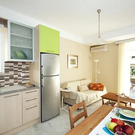 Apostolaki A. Ретимно (Крит)